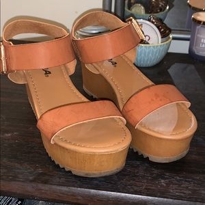 SODA platform sandals